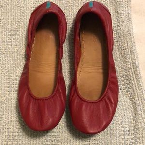 Tieks Cardinal red size 9
